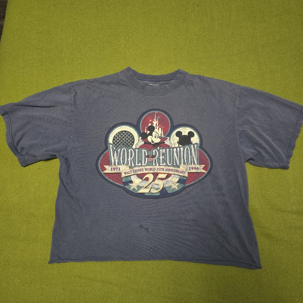Vintage World Reunion T-Shirt